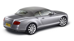 Illustration for article titled Aston Martin V12 Vantage GT3, Audi's hybrid A8, and a beefier Bentley